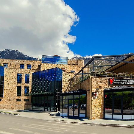 Porta Caucasia Kazbegi Zewnętrze zdjęcie