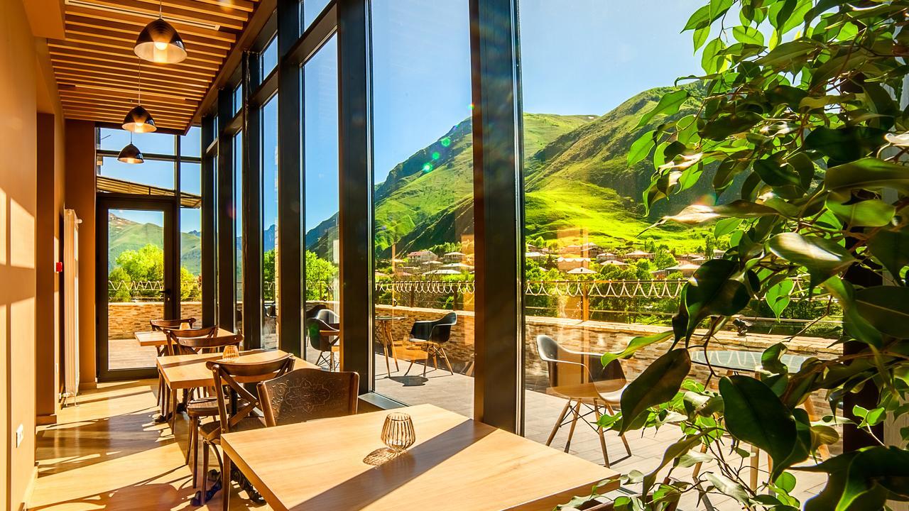 Porta Caucasia Kazbegi Zewnętrze zdjęcie